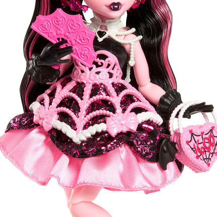 Muneca Draculaura Scary Sweet Birthday 1600 Monster High