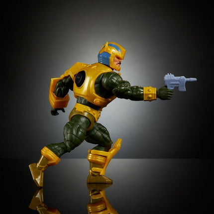 Figura Man At Arms Bumblebee Transformers Masters of the Universe 14cm